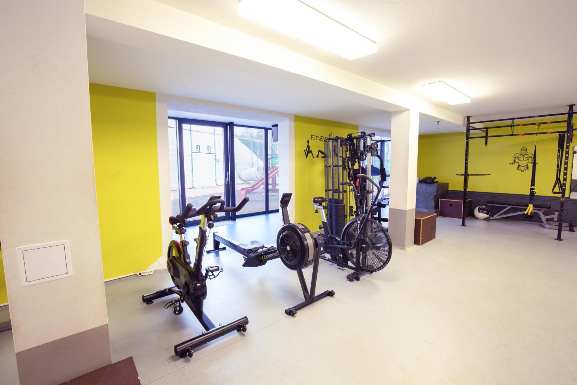 Baseline Sportovy Areal & Penzion Banska Bystrica Exterior photo
